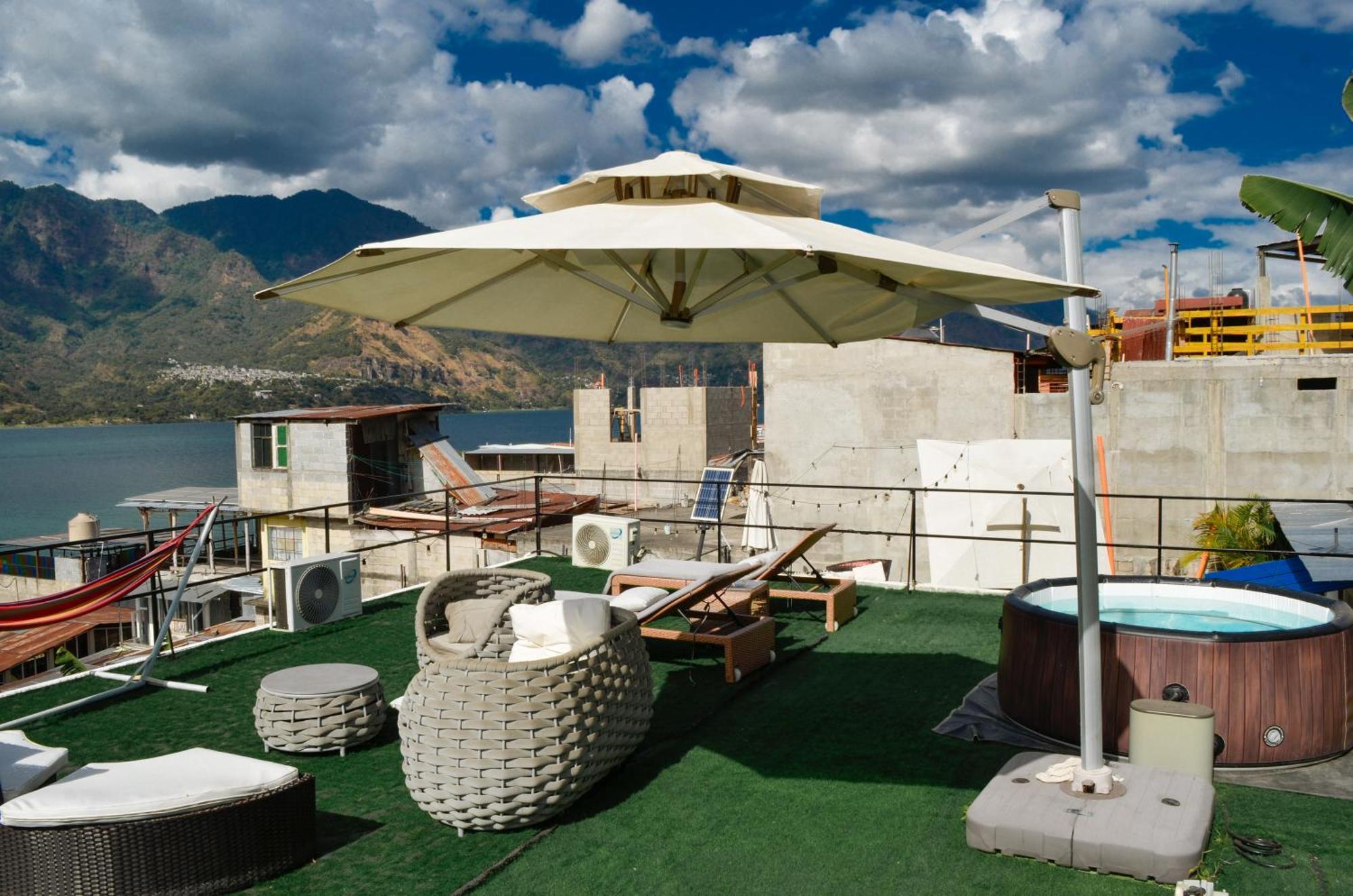 Luxury Atitlan Suites 圣佩德罗拉拉古纳 外观 照片